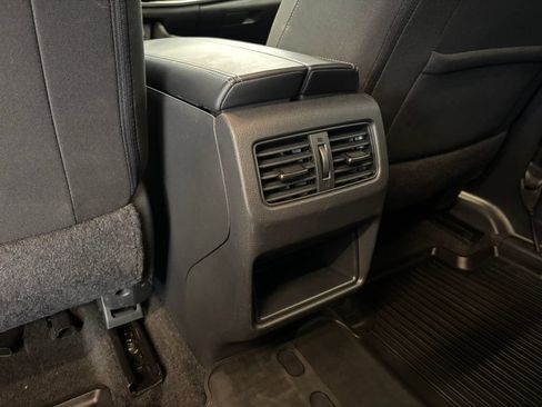 Certified 2025 Nissan Rogue S AWD/4WD image 27