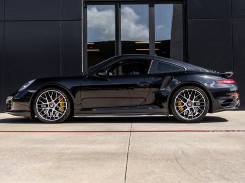 Certified 2015 Porsche 911 Turbo S AWD/4WD image 2