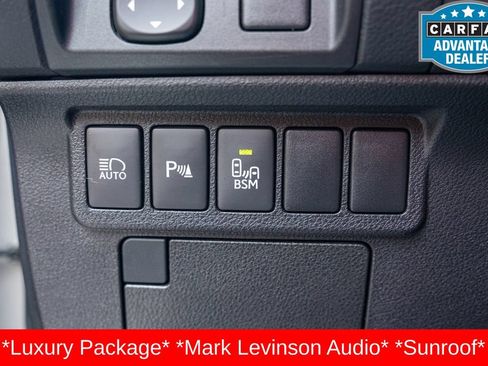 Used 2018 Lexus ES 300h FWD image 33