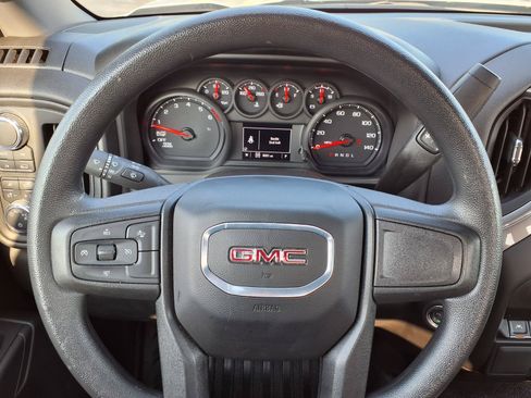 Used 2025 GMC Sierra 1500 Pro w/ Pro Value Package AWD/4WD image 7