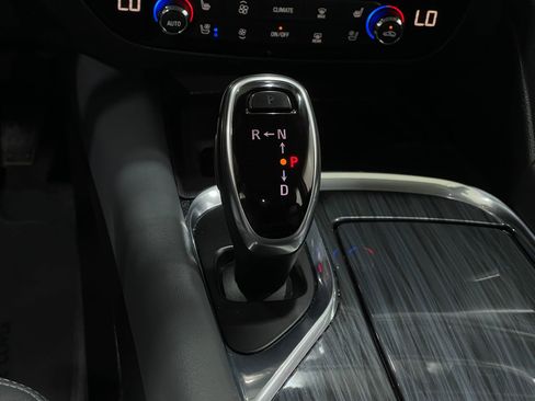 Used 2019 Buick Enclave Premium w/ Experience Buick Package image 31