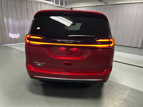 New 2027 Chrysler Pacifica Select w/ Family Tech Group FWD image 6