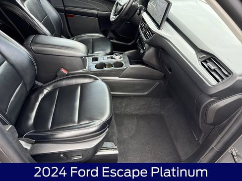 Used 2024 Ford Escape Platinum AWD/4WD image 13