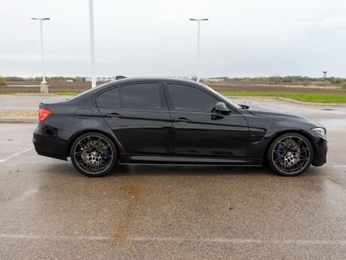 Used 2018 BMW M3 RWD image 8