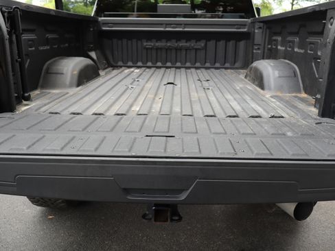 Used 2024 GMC Sierra 2500 Denali Ultimate AWD/4WD image 47