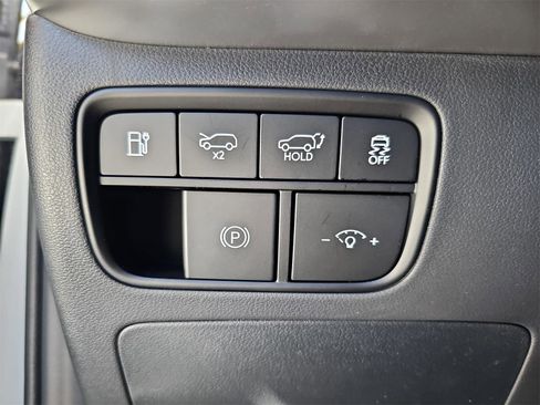 New 2026 Hyundai Ioniq 9 Calligraphy image 33