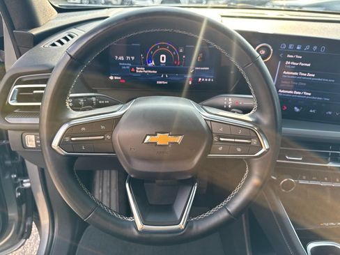 Used 2024 Chevrolet Traverse LT w/ LPO, Floor Liner Package FWD image 27