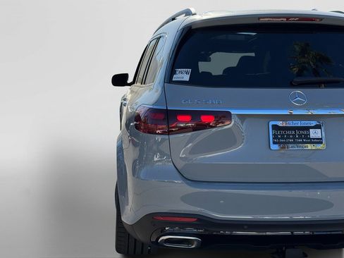New 2026 Mercedes-Benz GLS 580 4MATIC image 7