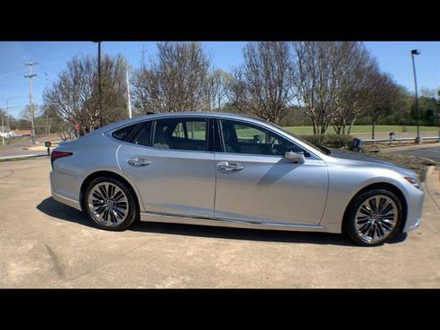 Used 2022 Lexus LS 500 LS 500 w/ Interior Upgrade Package image 9