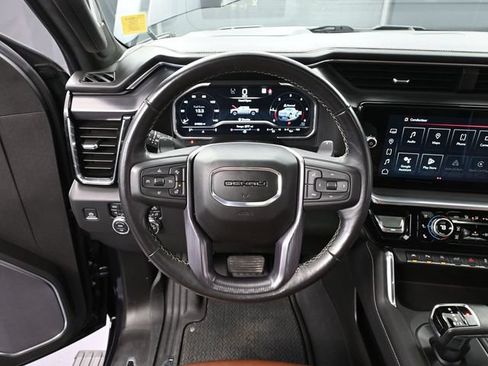 Used 2023 GMC Sierra 1500 Denali Ultimate AWD/4WD image 35