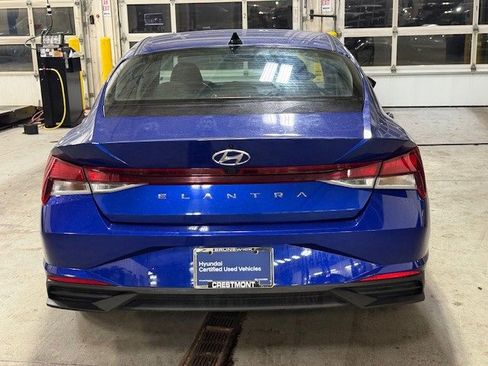 Certified 2023 Hyundai Elantra SEL image 5
