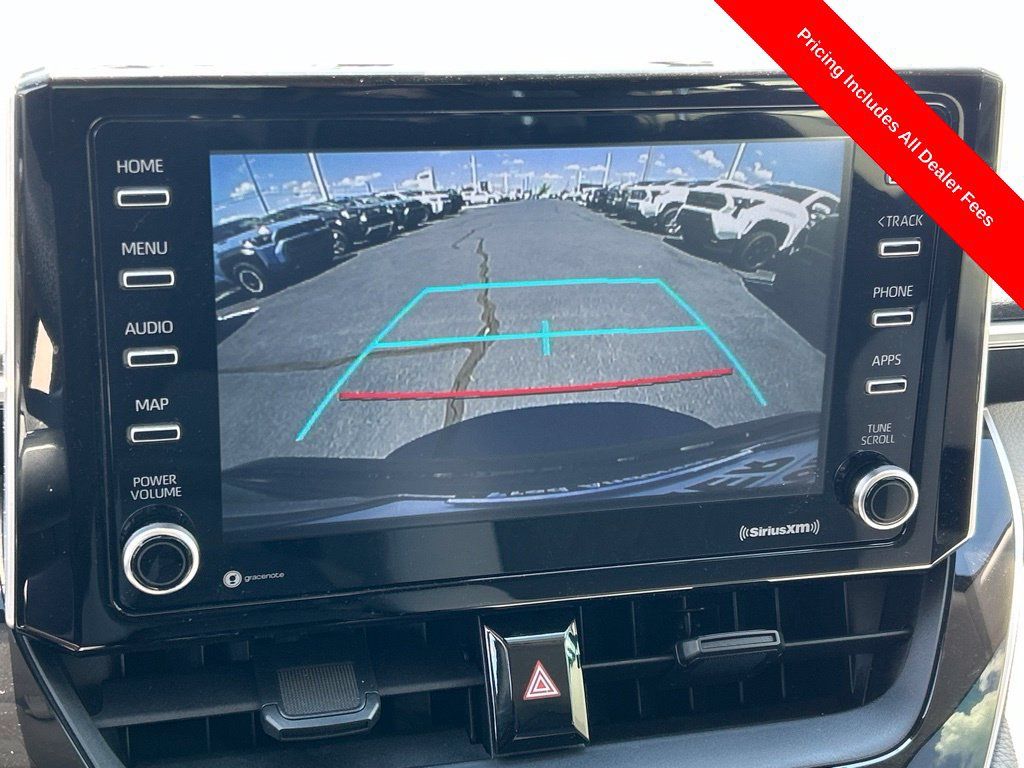 Used 2021 Toyota Corolla LE FWD image 12