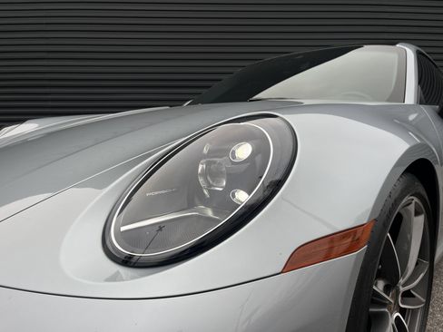 Certified 2021 Porsche 911 Carrera S image 11