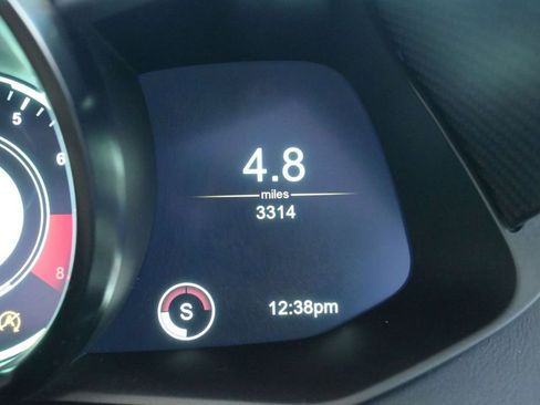 Used 2023 Aston Martin V12 Vantage Roadster image 46