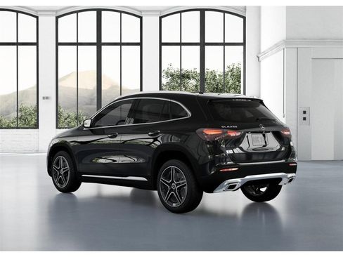 New 2026 Mercedes-Benz GLA 250 4MATIC image 29