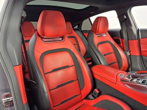 Used 2022 Mercedes-Benz AMG GT 43 w/ Driver Assistance Package image 46