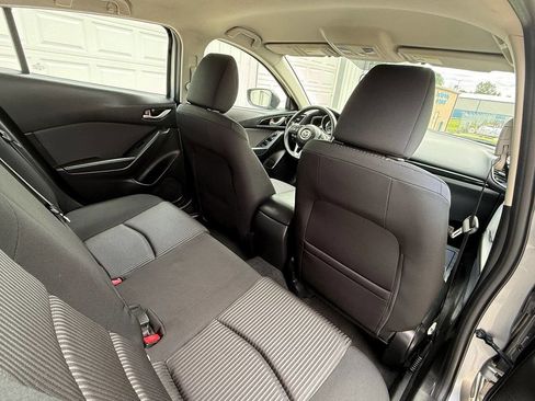 Used 2014 MAZDA MAZDA3 i Touring image 21