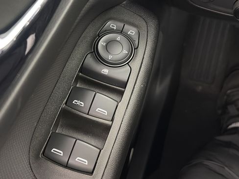 Used 2024 Chevrolet Equinox RS w/ RS Leather Package AWD/4WD image 35