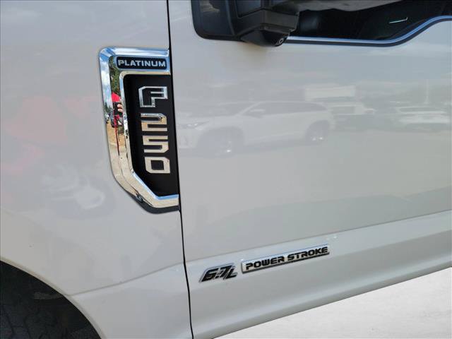 Used 2020 Ford F250 Platinum w/ FX4 Off-Road Package AWD/4WD image 9