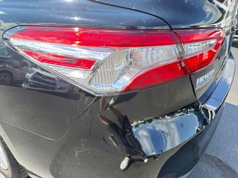 Used 2020 Toyota Camry LE FWD image 22