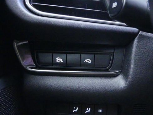 Used 2025 MAZDA CX-30 AWD 2.5 S w/ Preferred Package image 18