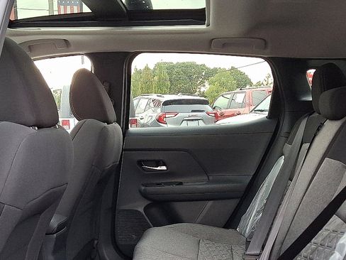 New 2026 Nissan Kicks SV w/ SV Premium Package image 9