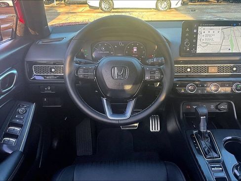 Used 2025 Honda Civic Sport Touring image 7