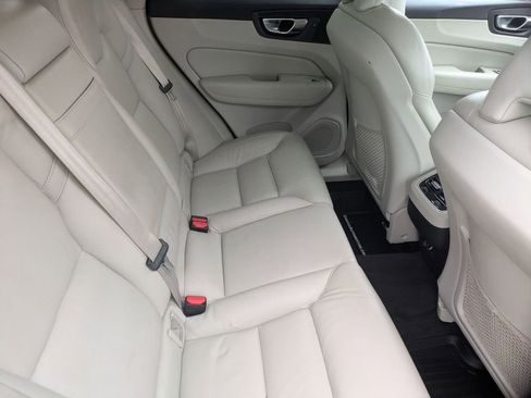 Used 2019 Volvo XC60 T5 Inscription w/ Protection Package Premier AWD/4WD image 24