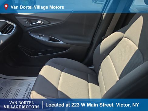Used 2024 Chevrolet Malibu RS FWD image 22