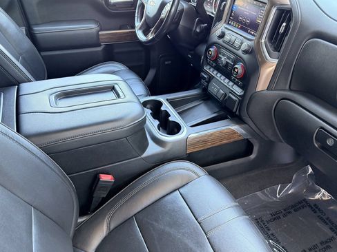 Certified 2020 Chevrolet Silverado 1500 High Country w/ Technology Package AWD/4WD image 16