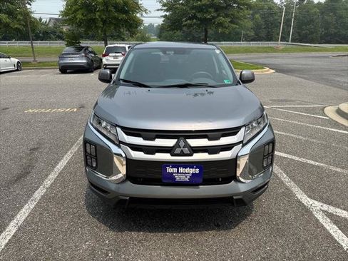 Used 2024 Mitsubishi Outlander Sport SE AWD/4WD image 2