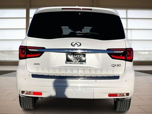 Used 2024 INFINITI QX80 Sensory w/ Cargo Package image 4