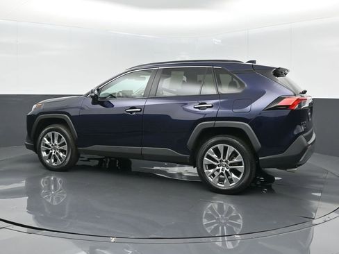 Used 2023 Toyota RAV4 Limited image 5