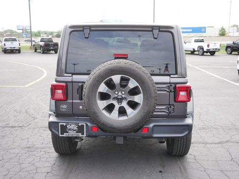 Used 2020 Jeep Wrangler Unlimited Sahara w/ Uconnect 4C Nav & Sound Group AWD/4WD image 6