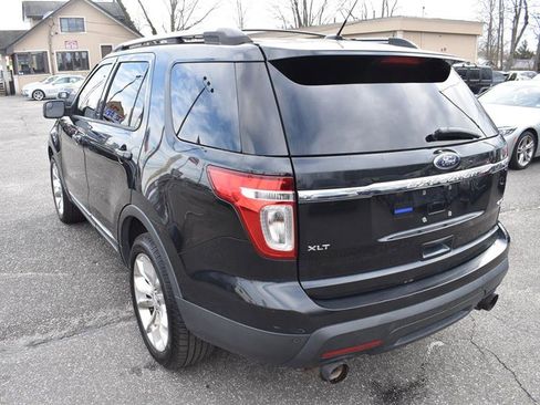 Used 2014 Ford Explorer XLT w/ Equipment Group 202A image 6