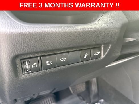 Used 2019 Toyota RAV4 XLE Premium w/ Cold Weather Package AWD/4WD image 30