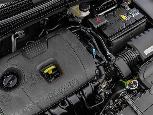 Certified 2025 Kia Soul LX w/ LX Technology Package FWD image 9