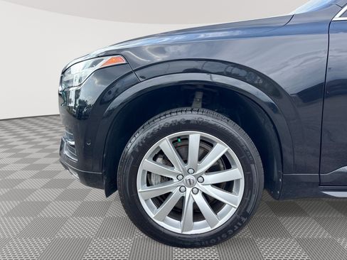Used 2018 Volvo XC90 T6 Momentum w/ Convenience Package AWD/4WD image 19