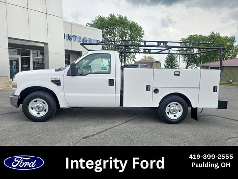 Used 2008 Ford F250 XLT RWD image 1