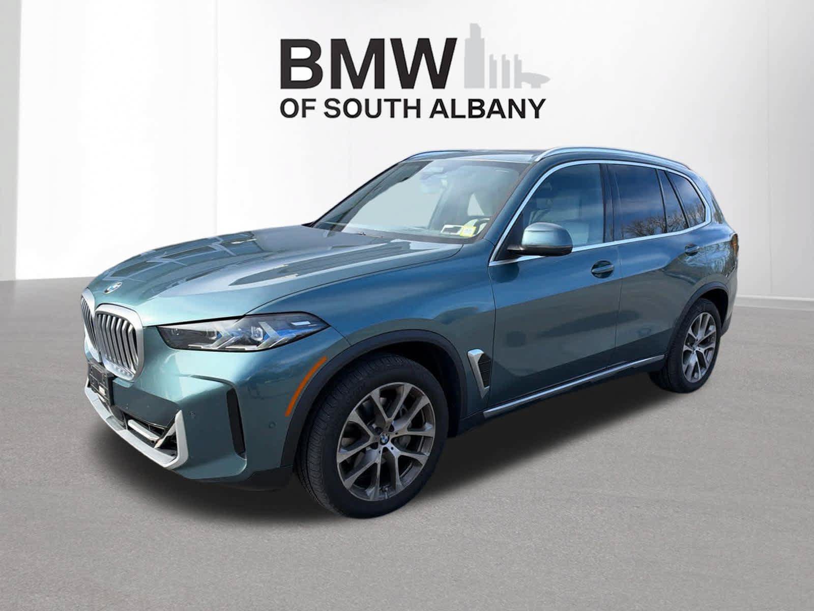Used 2024 BMW X5 xDrive40i w/ Premium Package AWD/4WD image 1