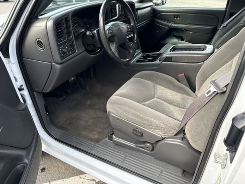 Used 2005 Chevrolet Silverado 1500 LS w/ Safe And Sound Package image 17