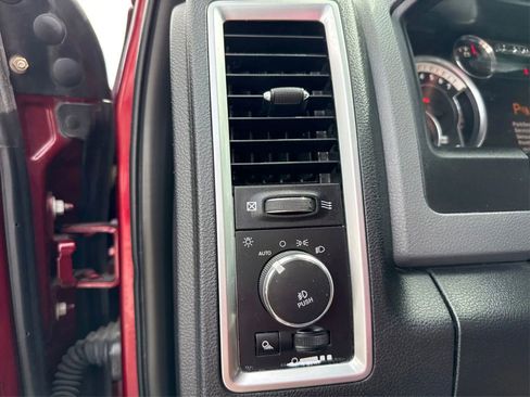 Used 2017 RAM 1500 Big Horn AWD/4WD image 18