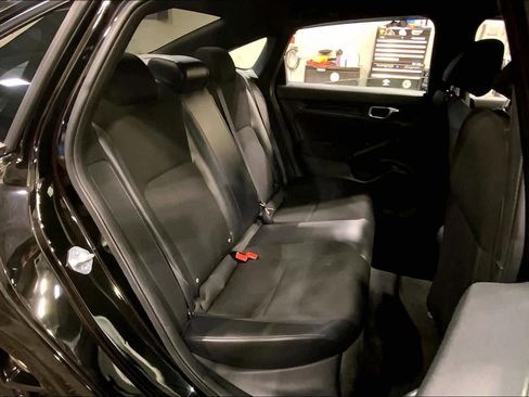 Used 2023 Honda Civic Sport image 19