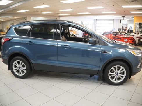 Used 2018 Ford Escape SEL AWD/4WD image 16