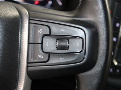 Used 2024 GMC Yukon XL Denali image 26