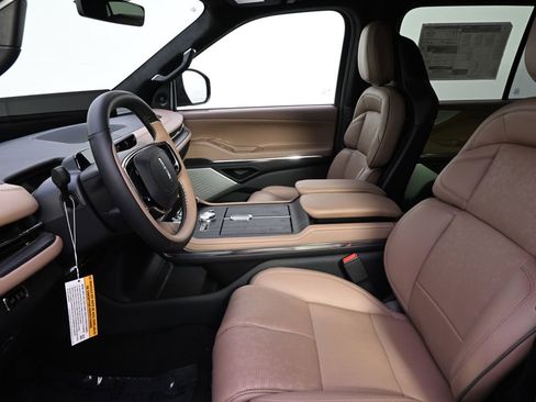 New 2026 Lincoln Navigator Black Label AWD/4WD image 13