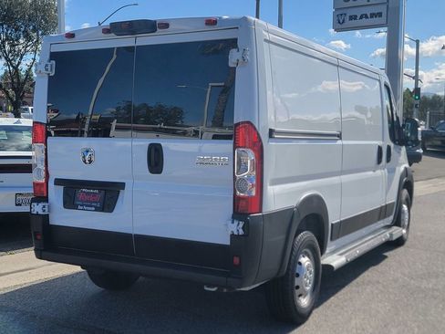 Used 2023 RAM ProMaster 2500 image 5