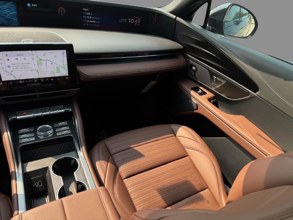New 2026 Lincoln Nautilus Reserve AWD/4WD image 12