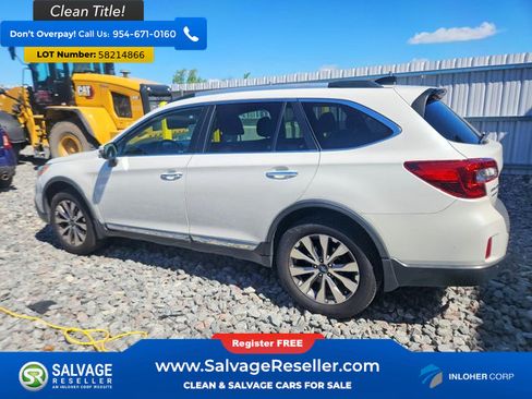 Used 2017 Subaru Outback 3.6R Touring AWD/4WD image 3