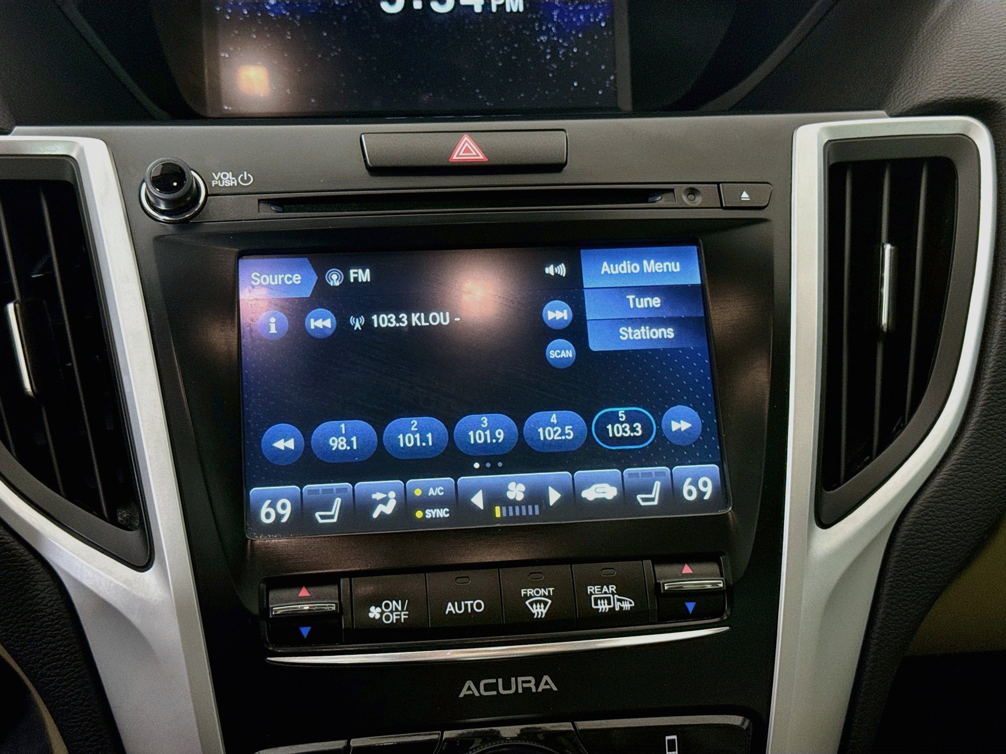 Used 2019 Acura TLX FWD image 15
